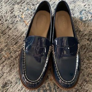 Sperry navy blue loafer